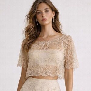 Loyd/Ford delicate peach colored short sleeve sheer lace top. Size 2